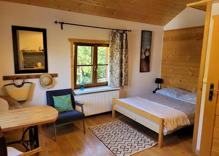 Klimaty- Nad Rzeka شقة مينزليجة